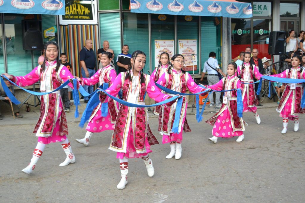 istibanya-2016-mongolian-group-temuulel-on-scene